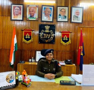 आईपीएस डॉ0 ख्याति गर्ग, पुलिस अधीक्षक लखीमपुर खीरी 